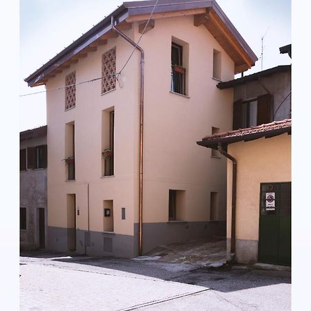 Al Salto Del Gatto Bed and Breakfast Schianno Buitenkant foto