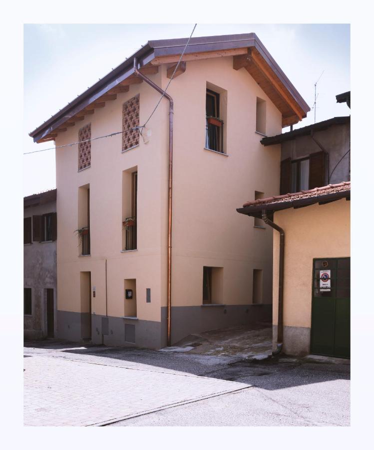 Al Salto Del Gatto Bed and Breakfast Schianno Buitenkant foto