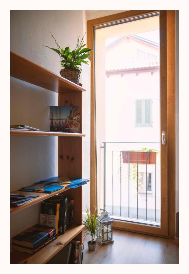 Al Salto Del Gatto Bed and Breakfast Schianno Buitenkant foto