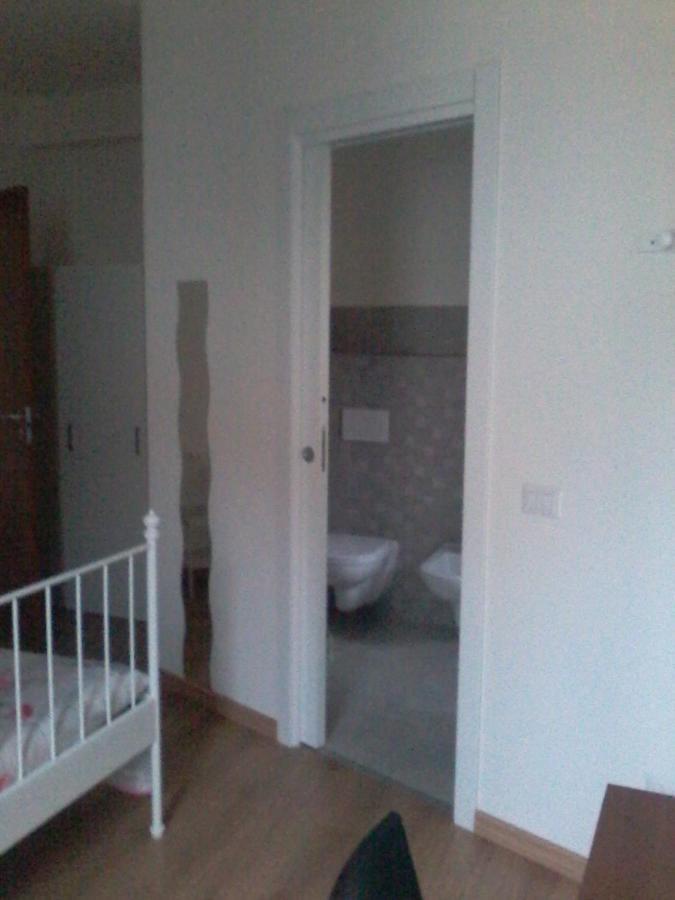 Al Salto Del Gatto Bed and Breakfast Schianno Buitenkant foto